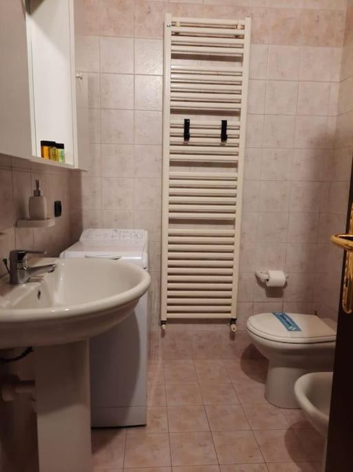 La Casa Di Davide Con Giardino E Garage Apartment Верона Екстериор снимка